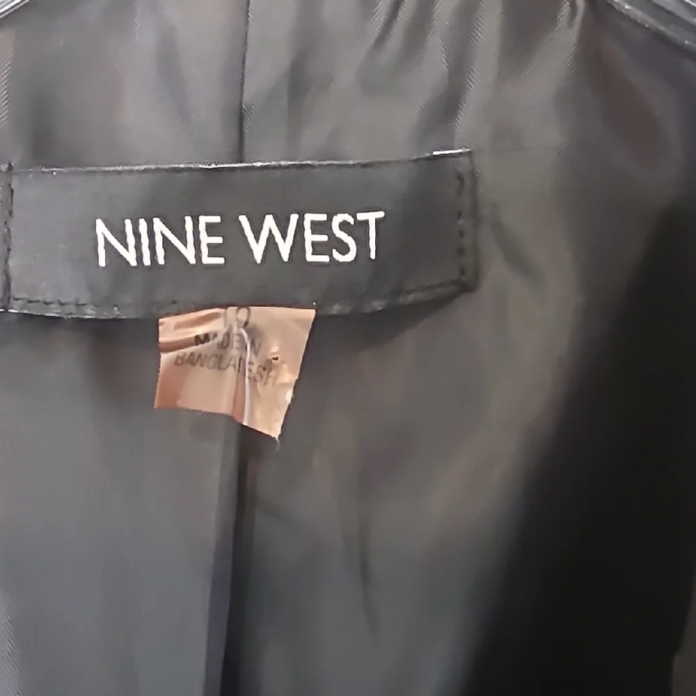 Nine West Women's Classic Black Suit Jacket - Picture 2 of 6